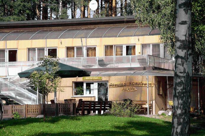 Atputas Komplekss Lilaste Exteriör bild